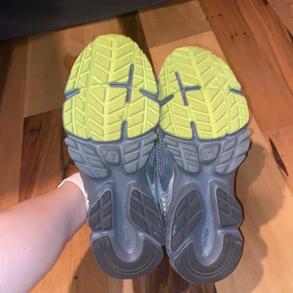 LIKE NEW- UNDER ARMOUR PROPHET 2 DCE PERFORMANCE RUNNING SHOES ~ WOMENS 6.5 - Picture 8 of 9